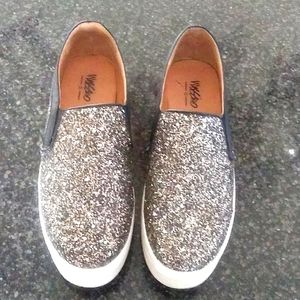 Mossimo slip ons